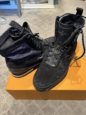 Louis Vuitton Monogram Harlem Sneaker Boot Suede LV 9  1A4TM9 Marine RARE