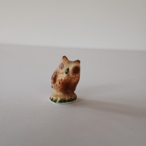 Estatuillas diorama vintage de porcelana con miniaturas de animales búho pato cachorro perro - Imagen 2 de 24