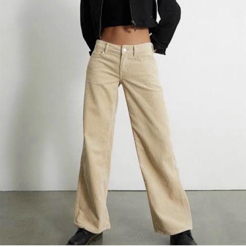 Pacsun Corduroy Mom Jean Style Women’s Pants Size 29 Never Worn