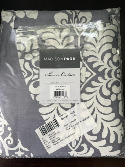 Madison Park, Marcella Cotton Shower curtain. 72" x72" new.