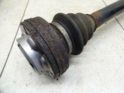 BMW E90 E91 320i Antriebswelle hinten links Gelenkwelle 7525821