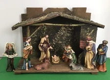 Christmas Nativity Scene 12 Piece With Crèche and Separate Baby Jesus and Manger