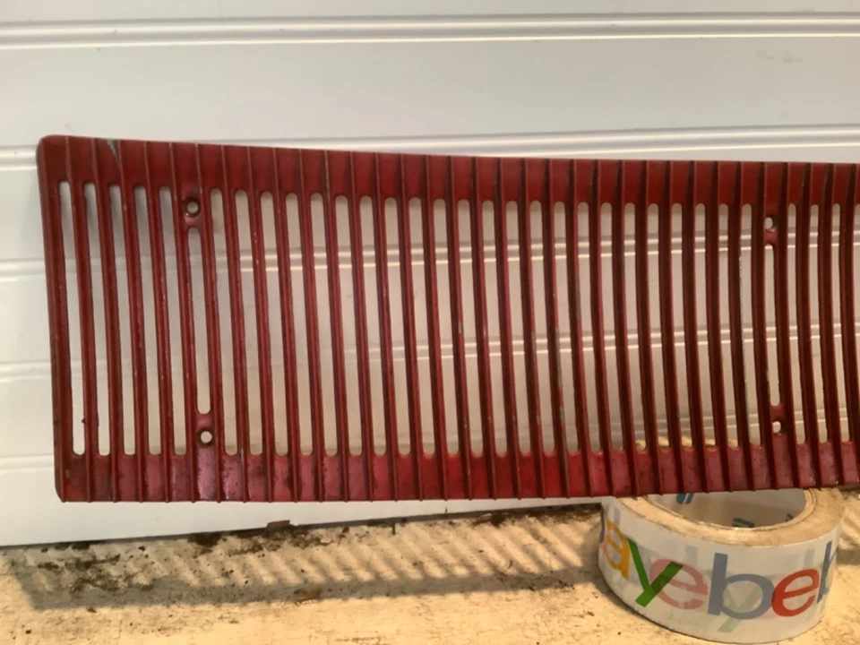 1967-1969 FORD THUNDERBIRD 2-DOOR HARDTOP REAR DECK EXTERIOR GRILL VENT  OEM - Image 2 of 4