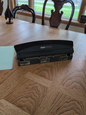 GBC DocuBind Personal Binding System Hole Punch, No Accessories, Gently Used 