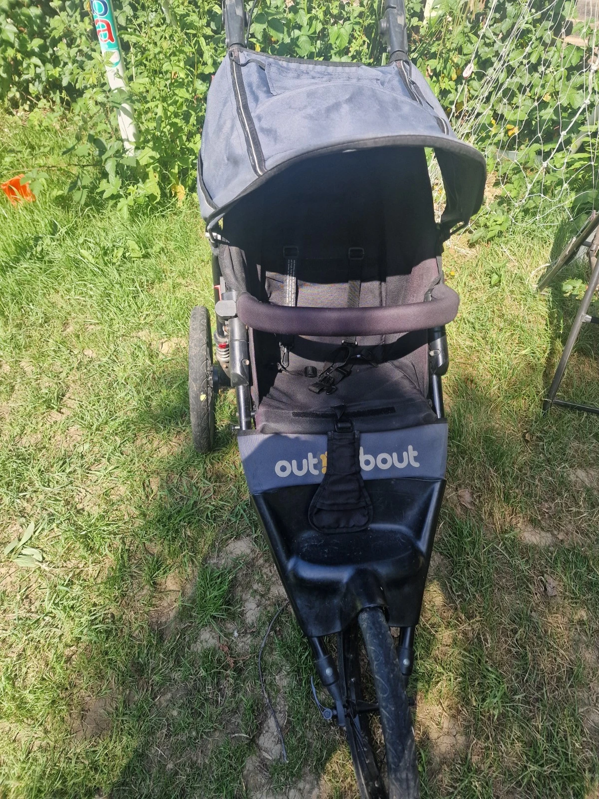 Out N About Jogging Buggy Off-Road Pushchair With Extras
Opens in a new window or tab