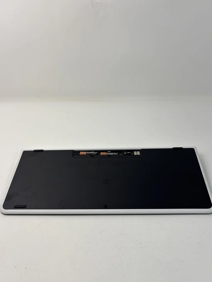 Logitech K780 Multi-Device Wireless Keyboard for Computer* - Image 4 of 4