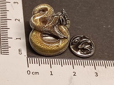 PIN/Anstecker Rattlesnake, SCHLANGE, Klapperschlange(Vintage 90er)Siskiyou, Zinn