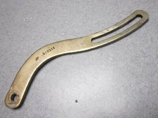 0910344 3853410 OMC Stringer 2.5 3.0 Alternator Alt Brace