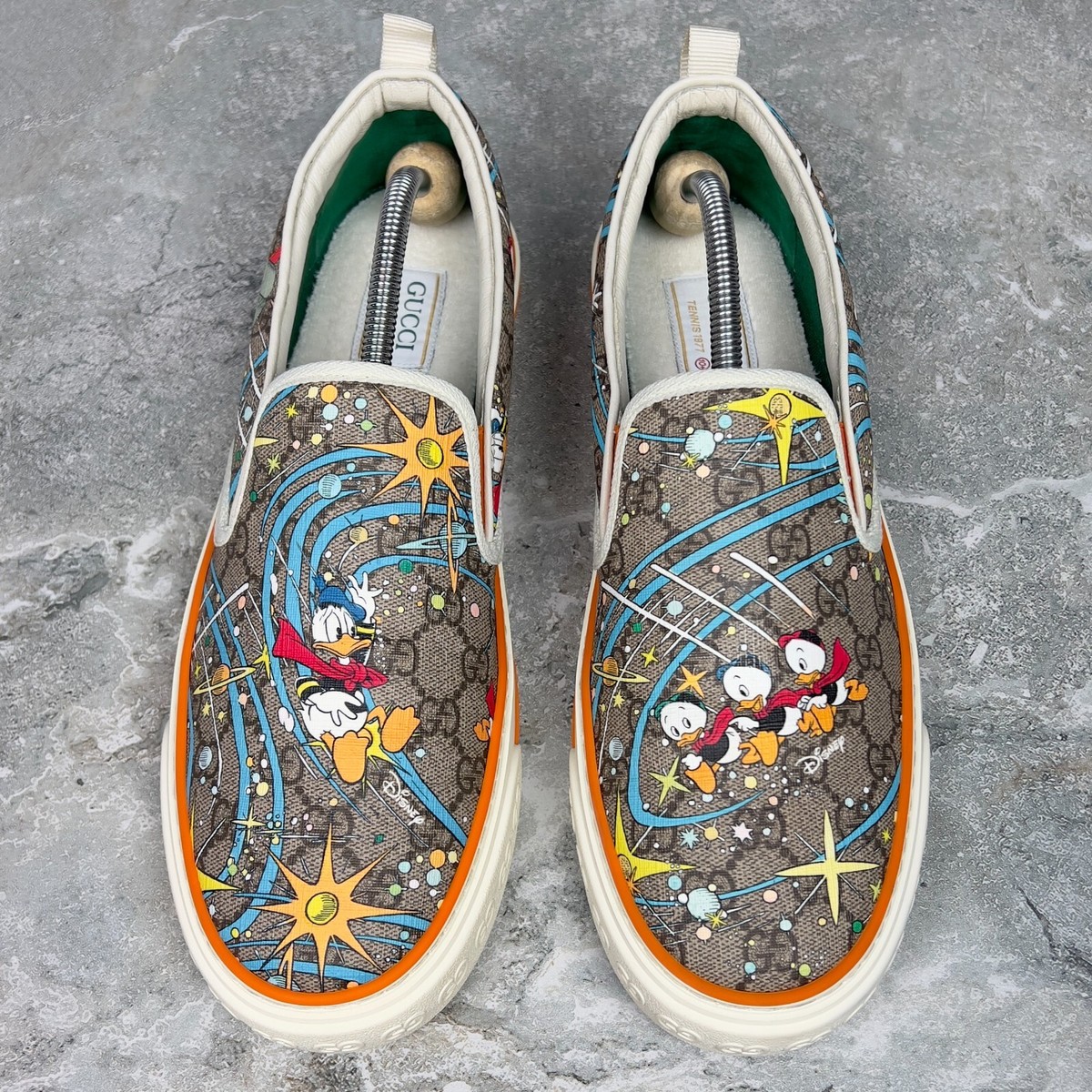 GUCCI Disney Tennis 1977 Donald Duck Slip-on Beige Leather 