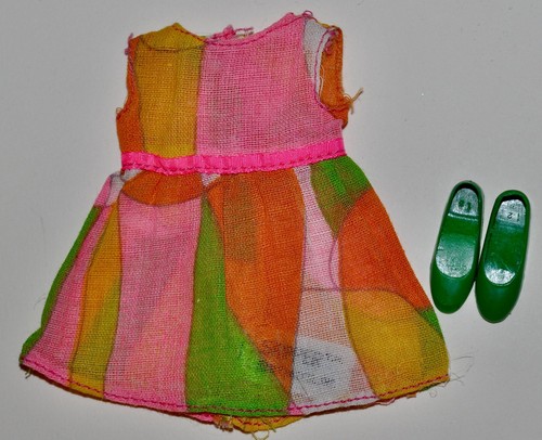 1971 vintage Mattel Barbie SKIPPER SKIMMER 'N SCARF PAK Dress & Green Flats VGUC