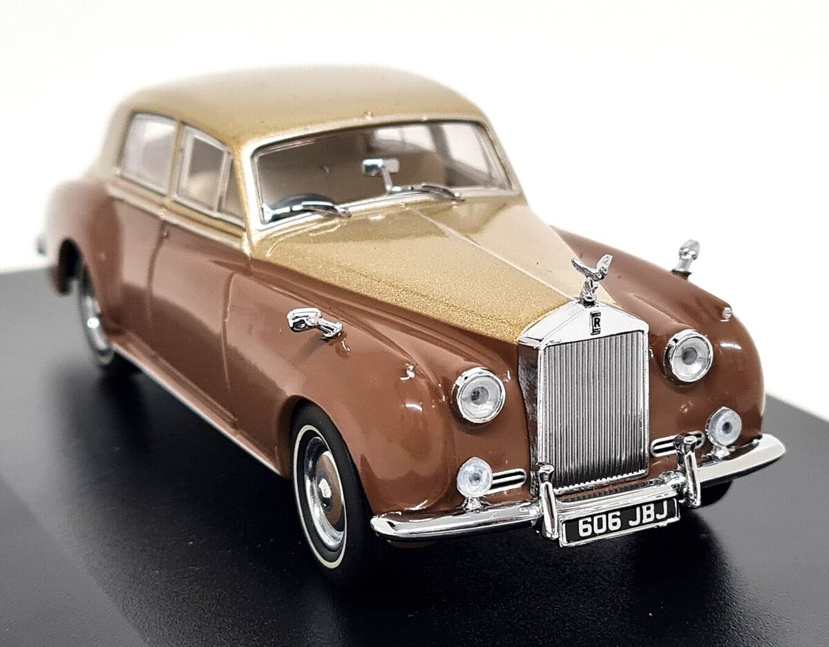 Oxford 1/43 Rolls Royce Silver Cloud 1 Sand & Sable Diecast Oxford 1/43 Rolls Royce Silver Cloud 1 Sand & Sable Diecast