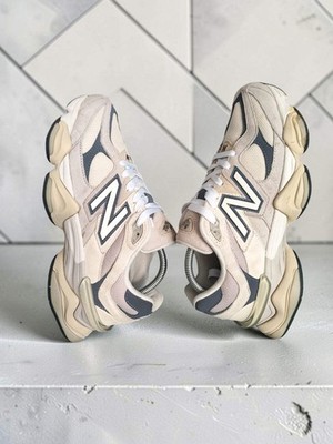 New Balance 9060 creme/grau gebraucht (guter Zustand) - Größe 42