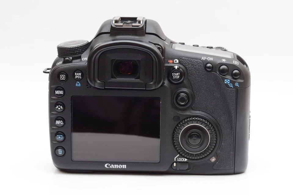 Astrophotography Modified Canon 7D Converted camera body - image 4 of 4