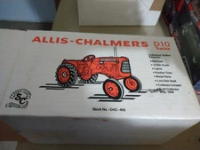 Allis Chalmers Model D-10 Tractor 1990 Collector Edition 1/16 Scale Preown 
