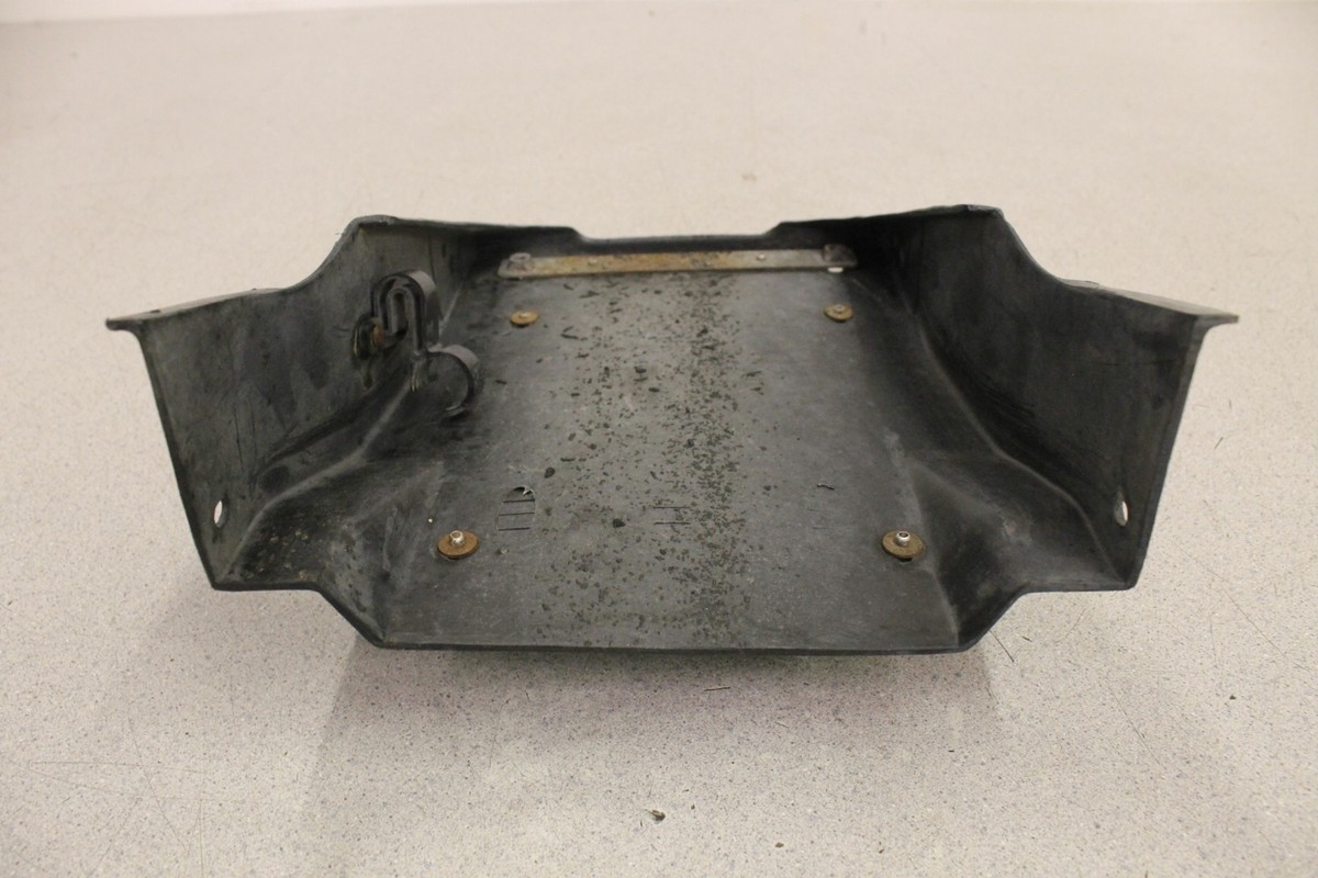 1993 Kawasaki Ninja ZX6 ZX600D REAR BACK FENDER MUD GUARD ZX 6 ZZR