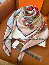 Sallys Boutique 80% Cashmere 20% Silk Wrap Scarf Parade Print Square Shawl 53"