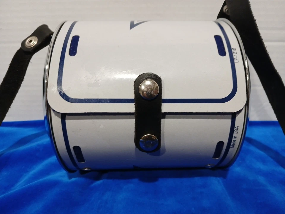 Bolso de mano vintage con cilindro de metal de los Dallas Cowboys con rollo de aluminio Foto 4 de 4