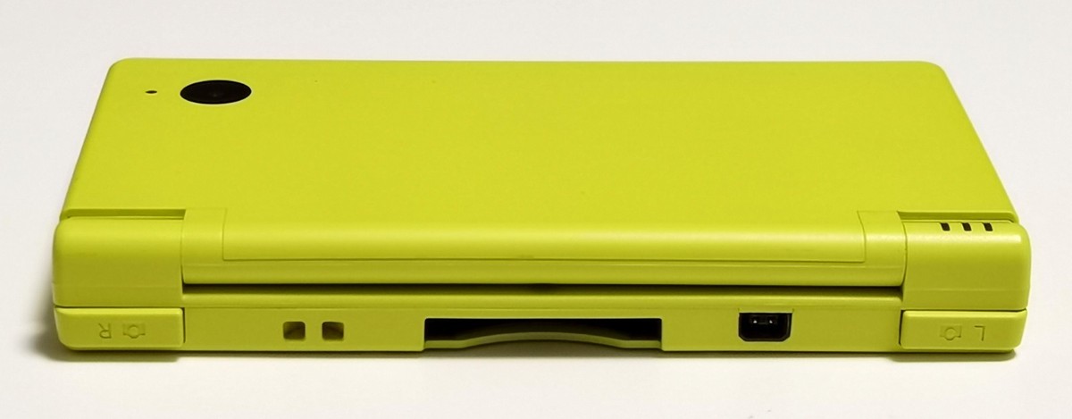 Nintendo DSi Lime Green / yellow Japanese version Handheld NTSC-J
