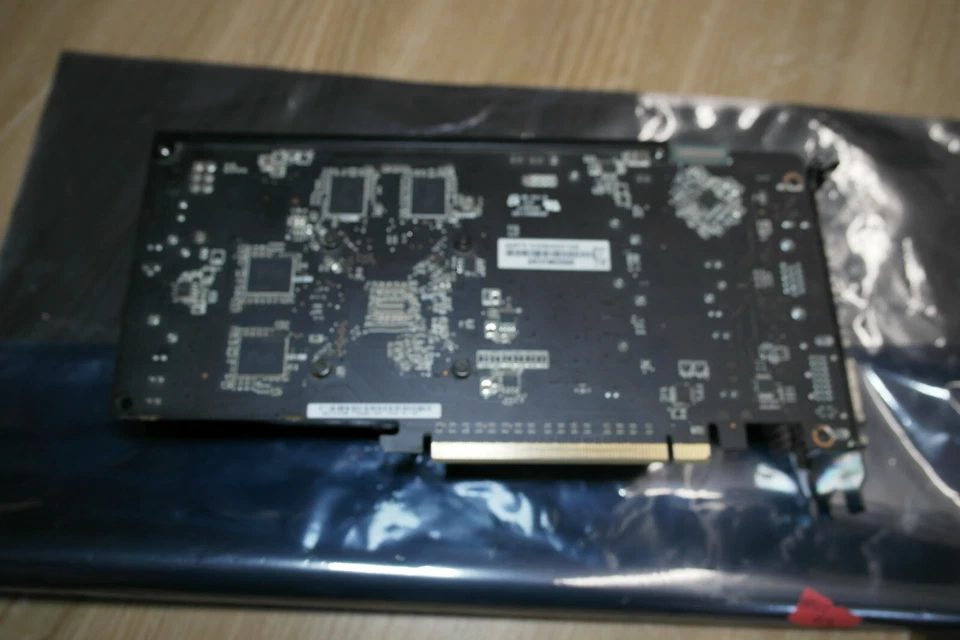 ASUS  Radeon HD 5770 1GB DDR5 GRAPHICS Video VGA DVI CARD EAH5770 PART OR REPAIR - Image 3 of 3