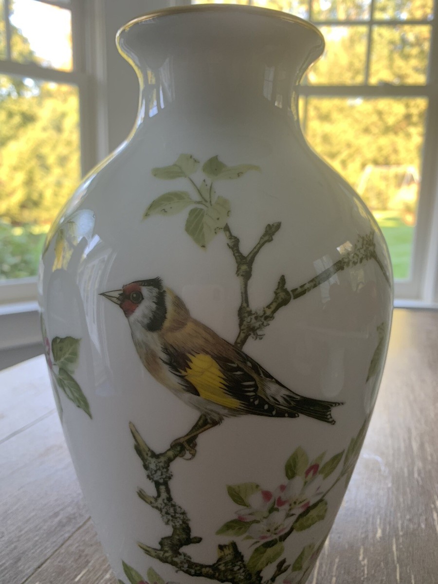 The Woodland Bird Vase Franklin Porcelain 1981 Limited Edition