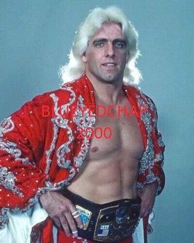 PHOTO DE LUTTE RIC FLAIR WRESTLER 8 X 10 WWF NWA WCW - Photo 1/1