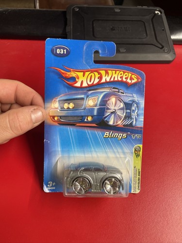 2005 Hot Wheels First Editions Blings 1/10 Chrysler 300C #31 - Picture 2 of 5