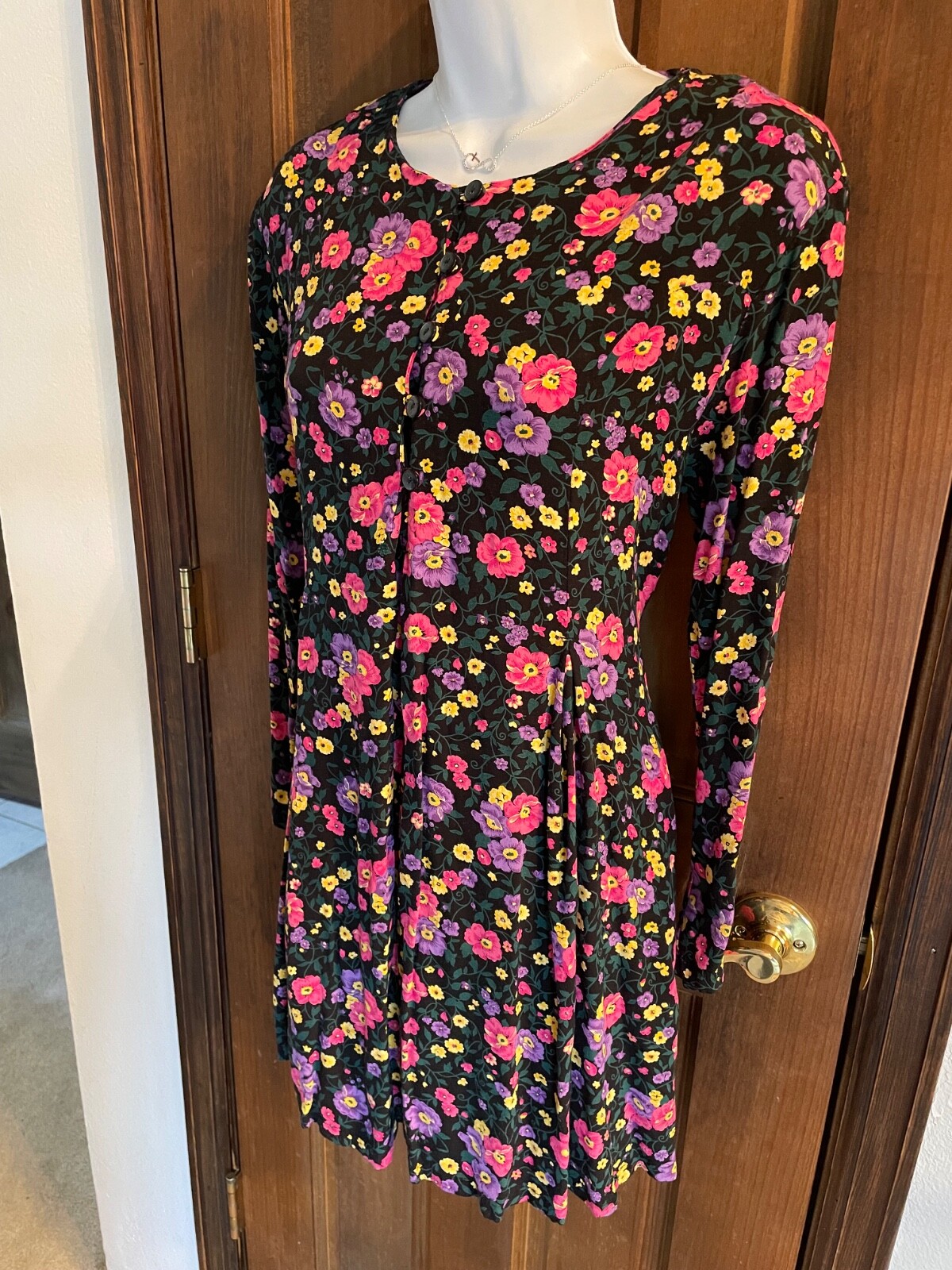 Picture 1 of 15