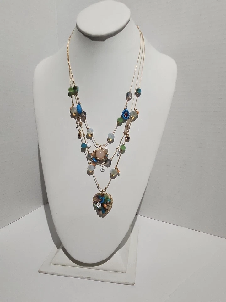 Collar Betsey Johnson Tejido Mixto Multicolor Cuentas Flor Corazón Ilusión Nuevo con Etiquetas