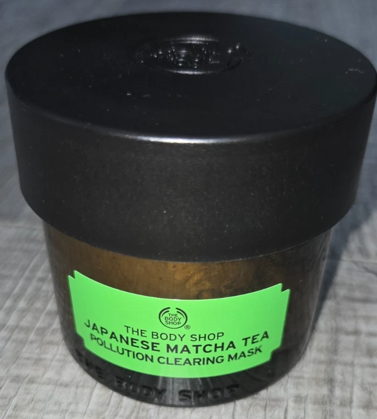 Mascarilla facial limpiadora de contaminación de té Matcha japonés Body Shop, 2,6 fl oz vegana Foto 4 de 4