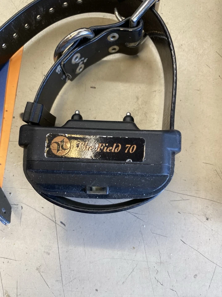 TRI-TRONICS The Field 70 Transmitter With Collar Dog Trainer - Image 2 of 4