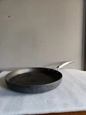 Calphalon Unison Slide 12 NonStick Skillet • Hard Anodized Aluminum Discontinued