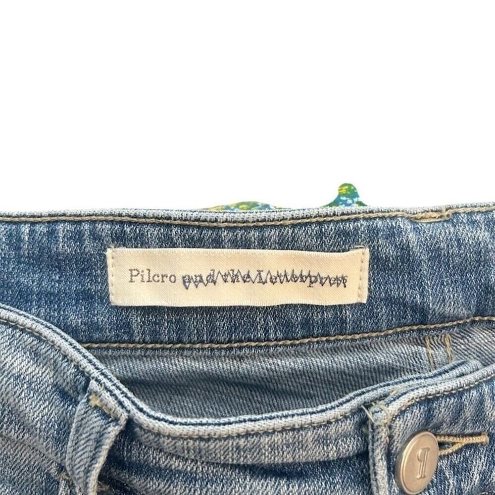 Pilcro Anthropologie Distressed Denim Jeans Women Size 26 Light Wash Frayed Hem