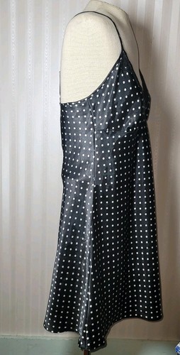 Vestido sin Mangas Ambrielle Talla M Y2K Babydoll Lunares Negro Blanco Encaje Ribete Chemise - Imagen 4 de 6