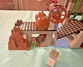 LEGO 8780 Knights Kingdom: Citadel of Orlan w/ Insturctions Missing Pieces