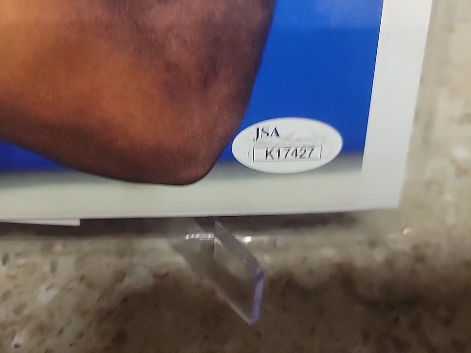 Foto 8x10 firmada/autografiada por Bernie Williams certificado de autenticidad JSA leyenda de los Yankees Foto 2 de 3