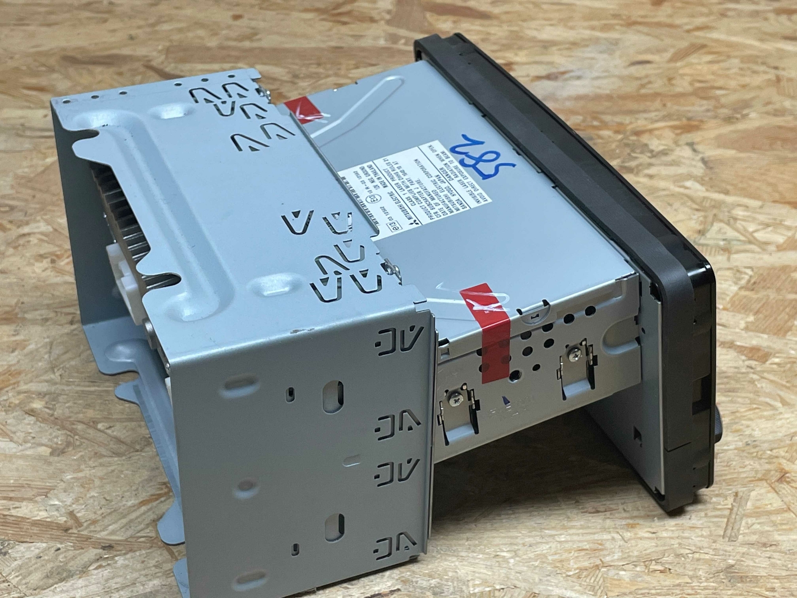 Autoradio CD original MITSUBISHI mit Einschub DY-1ME3R45-T-J4 | eBay