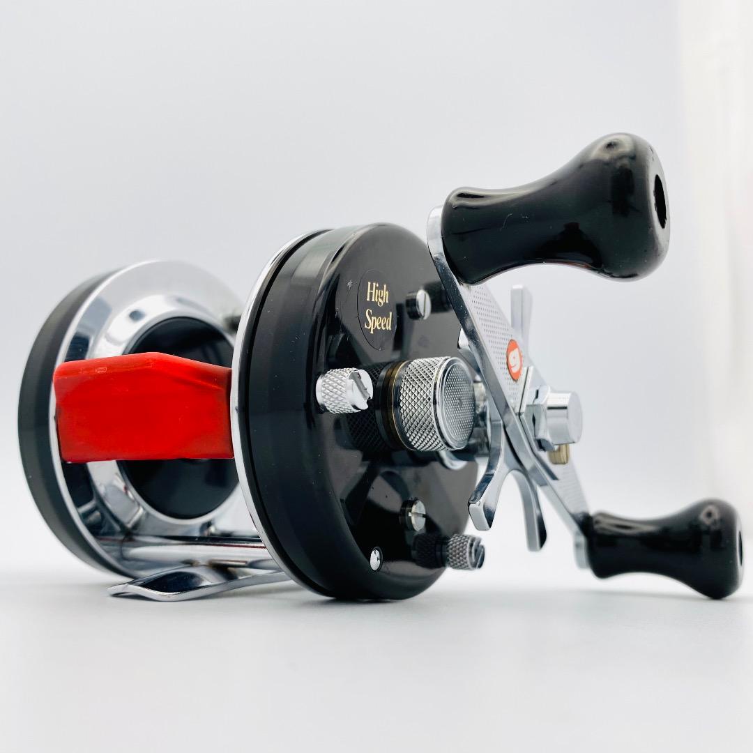 Ambassador 5,600C ABU Ambassador 5600 C Baitcaster Reel RED Ambassador 5,600C ABU Ambassador 5600 C Baitcaster Reel RED