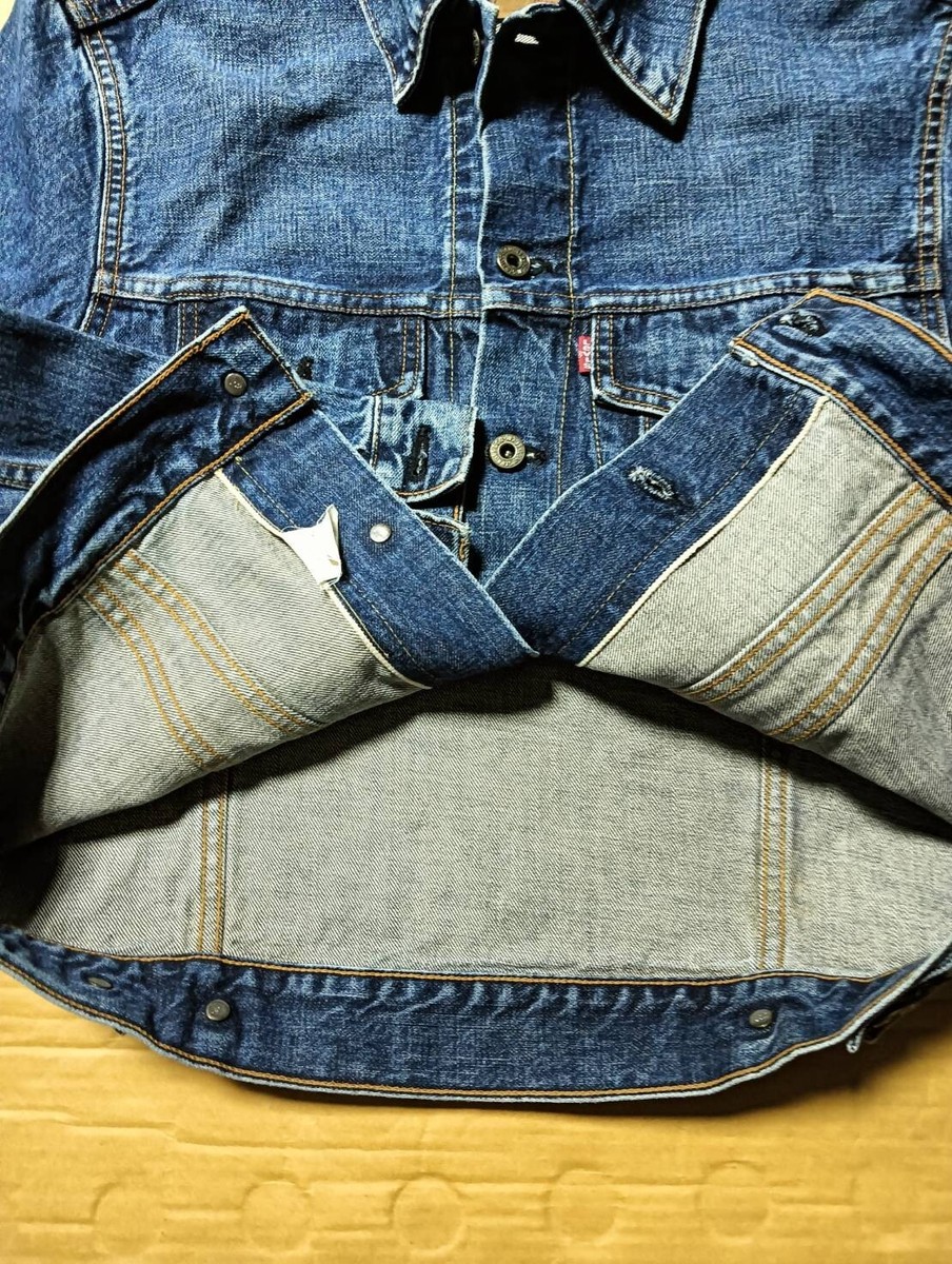 Levi's 70504 JACKET MADE IN JAPAN ,Red selvedge cloth. SIZE Levi's 70504 JACKET MADE IN JAPAN ,Red selvedge cloth. SIZE