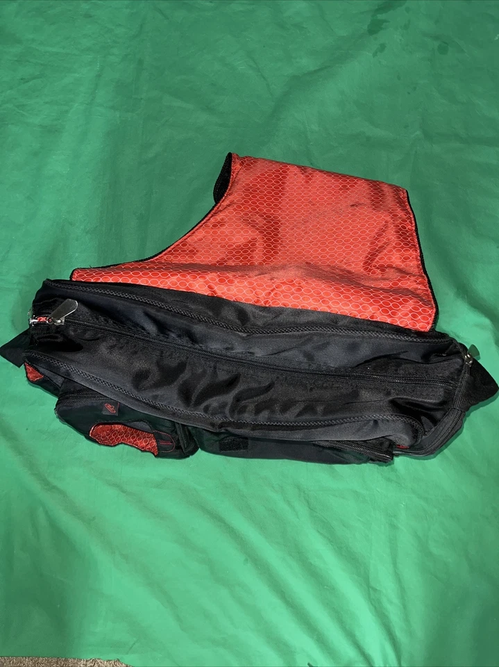 Fisher Price 邮差包 尿布袋 快速查找 黑色 保温口袋 清洁 — 第 3/4 张图片