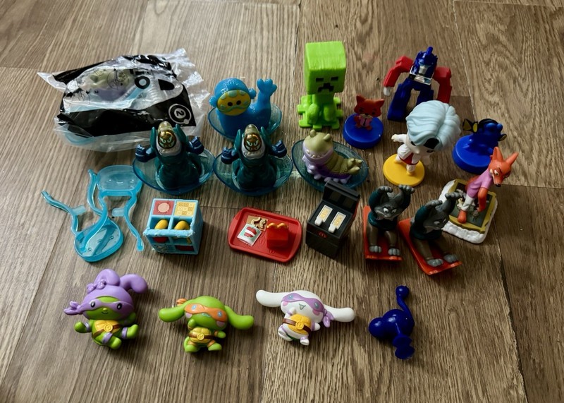 20 random small toys From Happy Meals