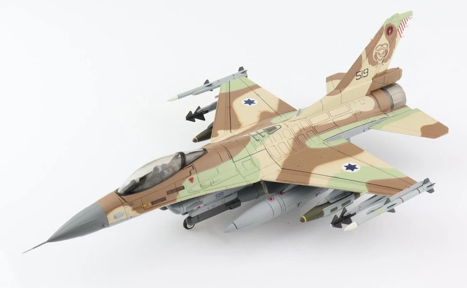 Hobby Master 1/72 HA3809b F-16C Barak IDF/AF 101st (First Fighter) Sqn, Israele - Immagine 2 di 4