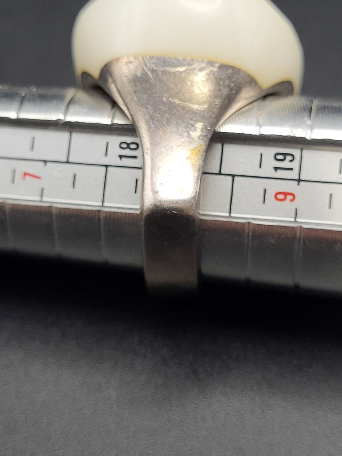 Sterling Silver Ring Size 8 White Agate Statement - image 20