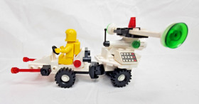 Lego 8 Vintage sets: Space: 6802 1462 6829 891 6815 6811 6849 & Aquazone: 6115
