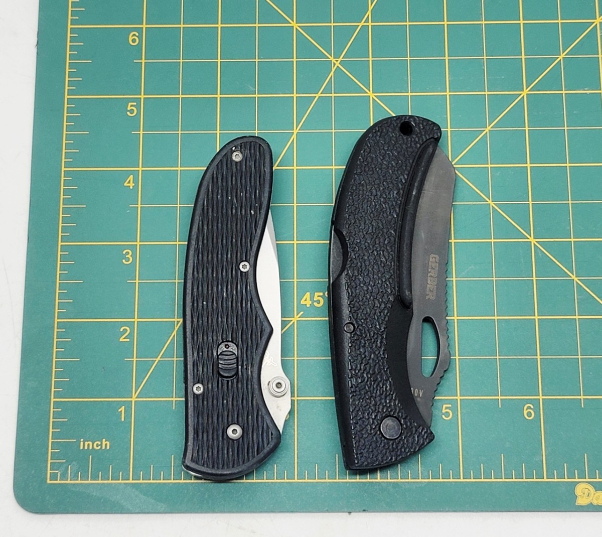 Lot of 2 ~ GERBER ~ USA S30V ~ Ez-Out Lockback & Spring Assist