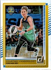 Courtney Vandersloot 2025 Donruss WNBA Holo #34 Chicago Sky