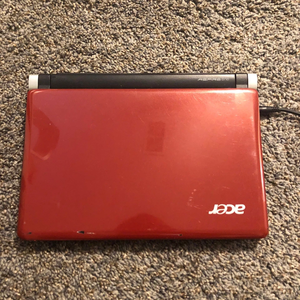 Acer Aspire One KAV60 10" Netbook Intel Atom 1,6 GHz 160 GB HDD Windows XP - Immagine 3 di 4