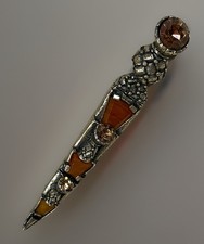 Miracle Celtic Scottish Faux Agate Brooch Vintage Dirk Dagger Kilt Pin Thistle