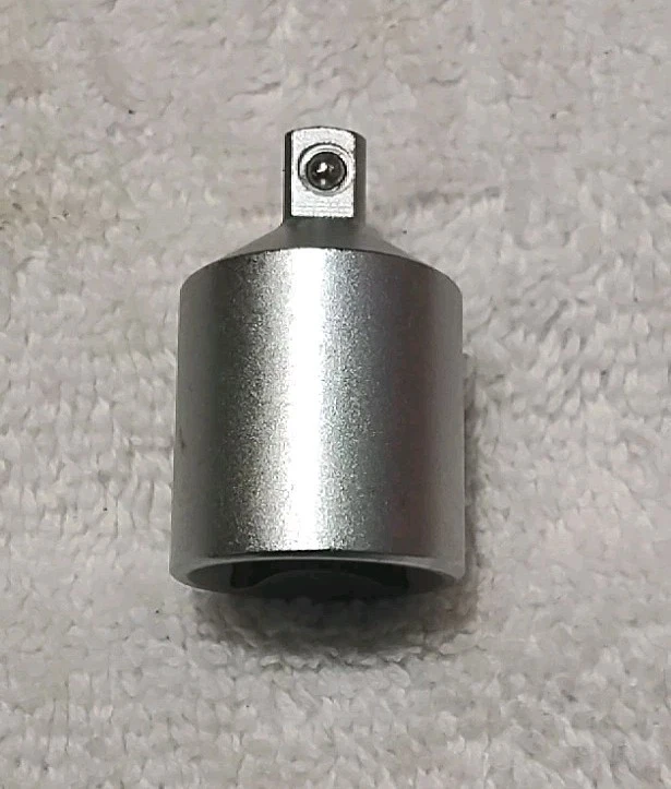 3pc 3/8" Universal & 3/8"× 1/4" REDUCER & 1/2" × 1/4" REDUCER SET - Image 4 of 4