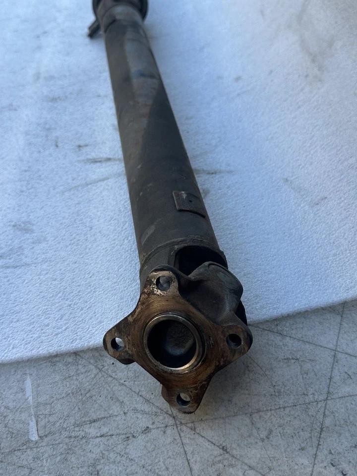 1999 MITSUBISHI MONTERO SPORT REAR DRIVE SHAFT LINE 4x2 3.0L MR389324 - Image 3 of 4