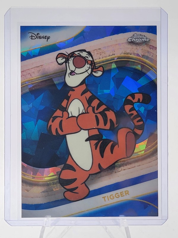 TIGGER 2025 TOPPS CHROME SAPPHIRE DISNEY #142 Q2091